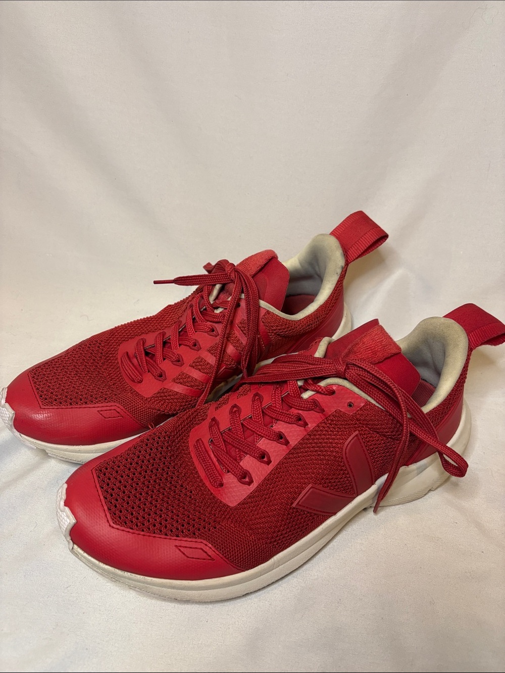 VEJA Performance Runner sneakers shoes red "Carnelian" Men's 10